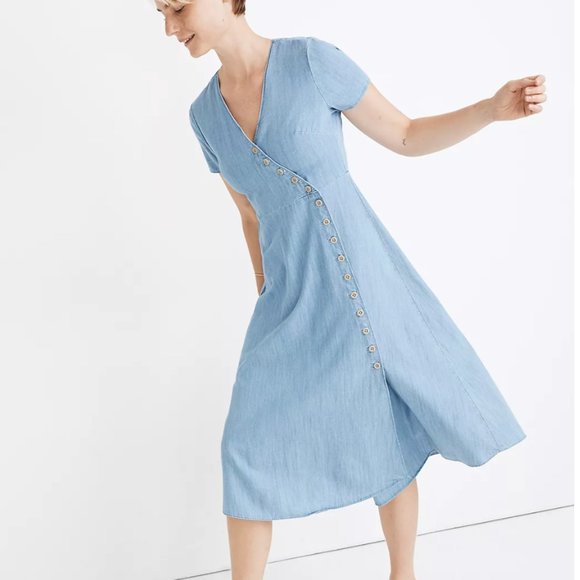 Madewell Dresses & Skirts - Madewell Indigo Button-Wrap Midi Dress - Size 6P